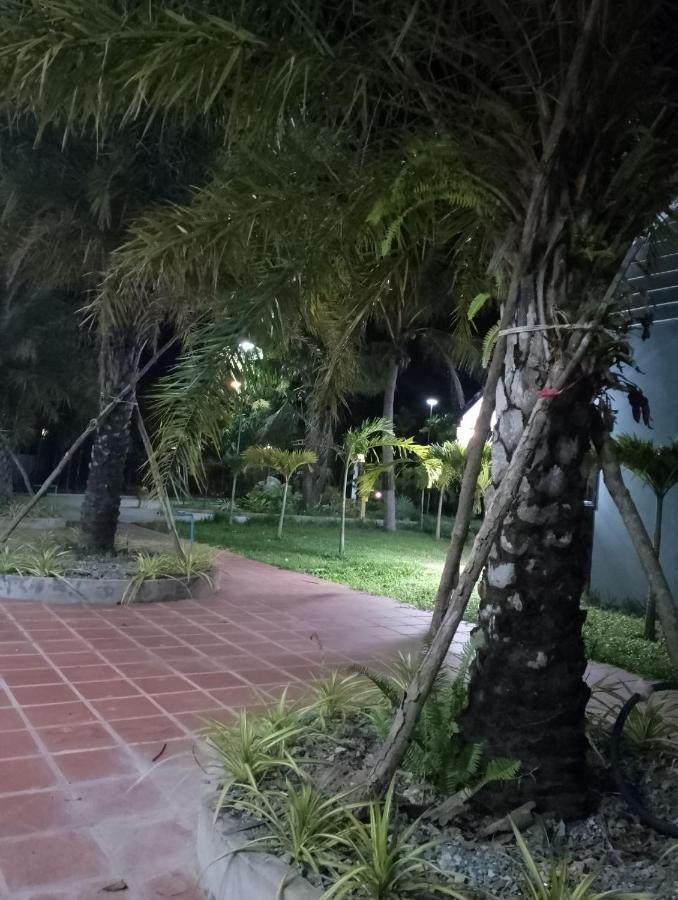 Vimean Sela Bungalow ផ្ទះលំហែរវិមានសិលា Кеп Екстериор снимка